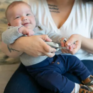 Dr. Brown’s Foarfeca pentru unghii copii (BPA Free) 2